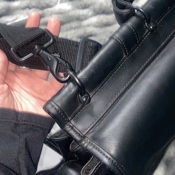 NWOT Soft black leather Shoulder Computer Briefcase Work / School Bag - Picture 3 of 16